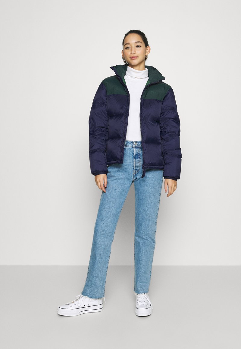 Modsatte Frugtgrøntsager Begrænse Lacoste COLOR BLOCK PUFFER - Dunjakker - navy blue/sinople/mørkeblå -  Zalando.dk