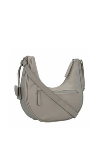 Borsa hobo in pelle grigia chiara con silhouette curvata, tracolla regolabile e tasca frontale con zip; texture liscia con design minimalista.