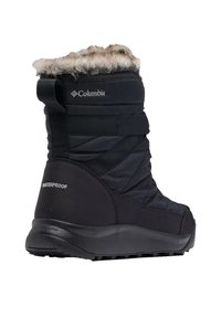 Schwarzer wasserdichter Columbia Winterschuh mit Kunstpelzfutter und gepolstertem Stepp-Obermaterial, seitliche Ansicht auf weißem Hintergrund.