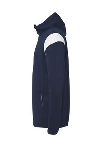 Sweat à capuche bleu marine avec un col haut, des accents blancs sur les épaules et des poches latérales zippées. Fabriqué en tissu lisse et doux avec une coupe ajustée.