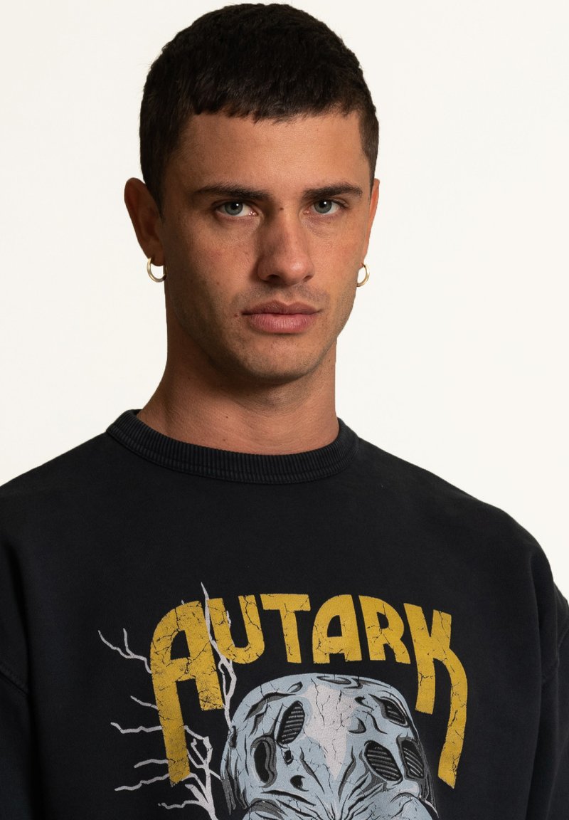 Herren Kapuzenpullover | Autark FIO Sweatshirt offblack/schwarz - GJ29196 Herren Kapuzenpullover | Autark FIO Sweatshirt offblack/schwarz - GJ29196