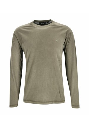 Langärmeliges olivgrünes Shirt mit Rundhalsausschnitt, kleinem gesticktem Logo auf der linken Brust und sichtbarem Markenlabel innen am Kragen.