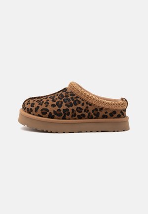 UGG, TAZZ SPOTTED - Пантофи - tan