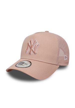 Lichtroze honkbalpet van de New York Yankees met een achterkant van gaas en een verstelbare band, met het logo aan de voorkant en een New Era-sticker op de klep.