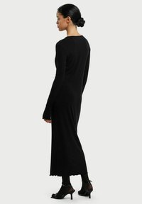 RESIDUS Gebreide jurk - black