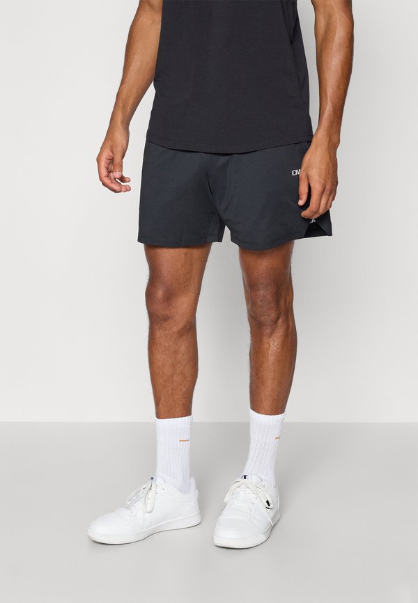 STRIDE SHORTS - Kurze Sporthose