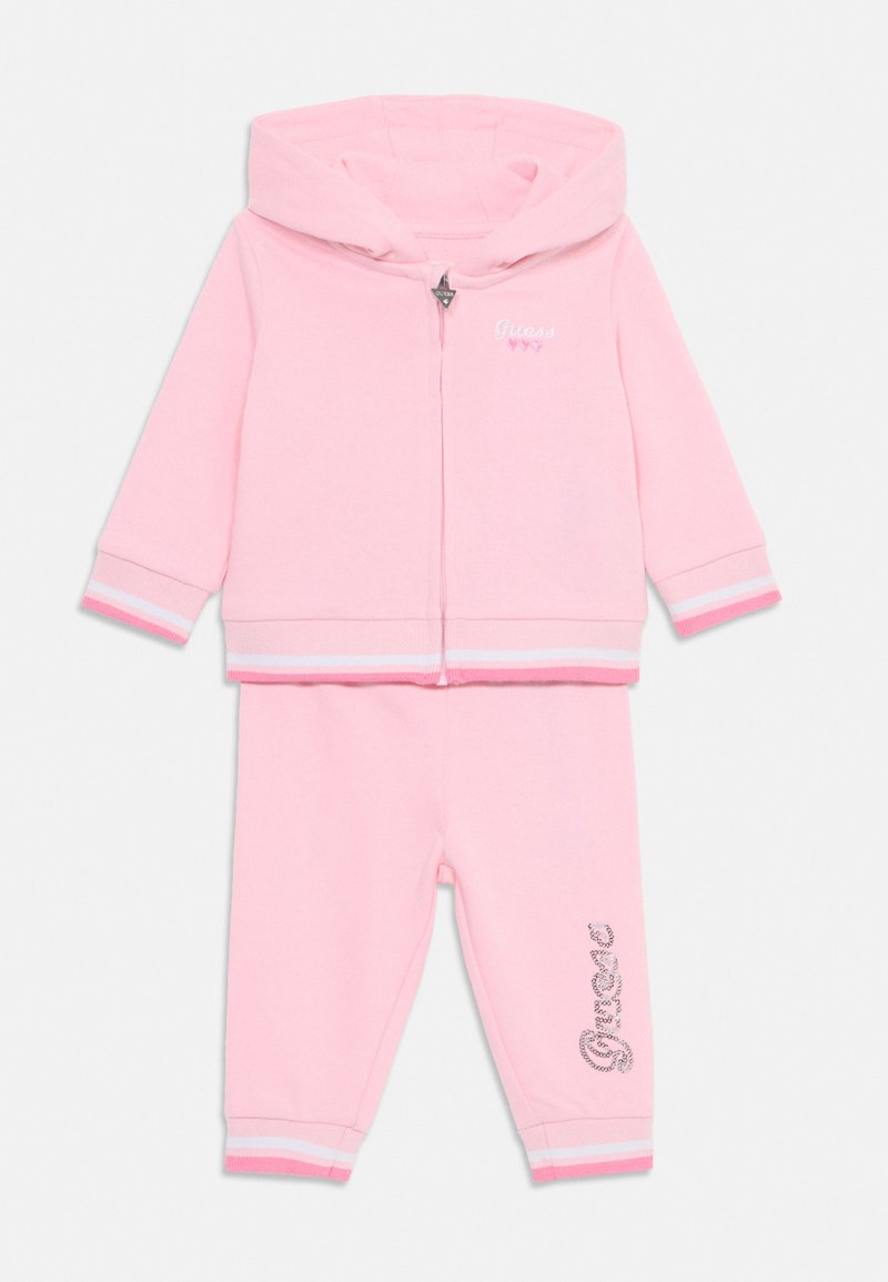 Guess - BABY HOODED ACTIVE SET - Pantaloni de trening - cotton candy pink, Extindeți