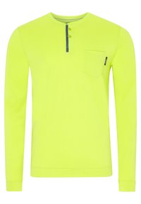 Unselected, kiwi colada