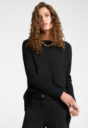 CON SCOLLO A BARCA - Maglione - nero