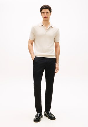 Tommy Hilfiger, HARLEM RELAXED FIT - Chinos - black