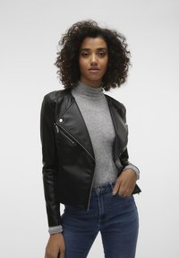 Vero Moda - VMRILEY RIO SHORT COATED JACKET - Faux leather jacket - black Thumbnail Image 1