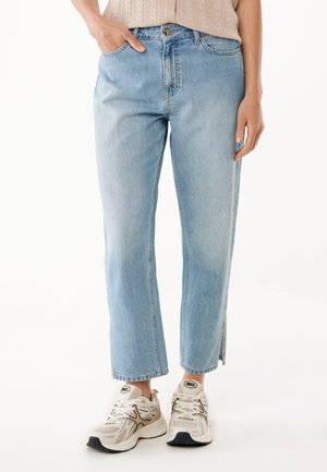 - Jeansy damskie mom fit