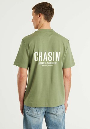 CHASIN' MAYOR - T-shirt con stampa - green