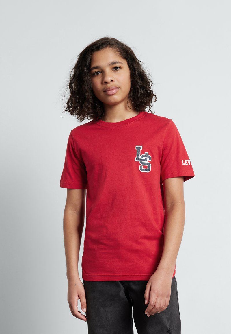 Levi's® - MONOGRAM TEE - T-shirt imprimé - pompeian red, Agrandir