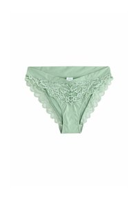 Mintgroene slips met kant en een scalloped rand, gemaakt van glad materiaal, met delicate bloemenkantdetails langs de tailleband.