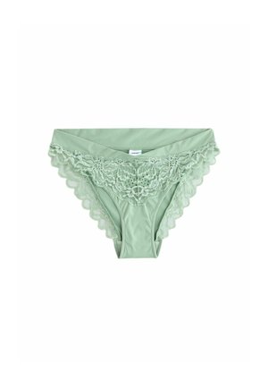 Mintgroene slips met kant en een scalloped rand, gemaakt van glad materiaal, met delicate bloemenkantdetails langs de tailleband.