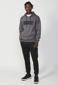 Koroshi Felpa con cappuccio - antracita   anthracite