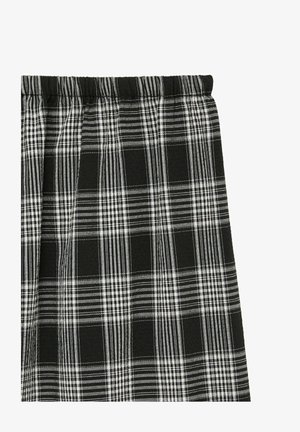 Vero Moda, TROUSERS VMCHARM MID WAIST TROUSERS - Pantalon classique - black