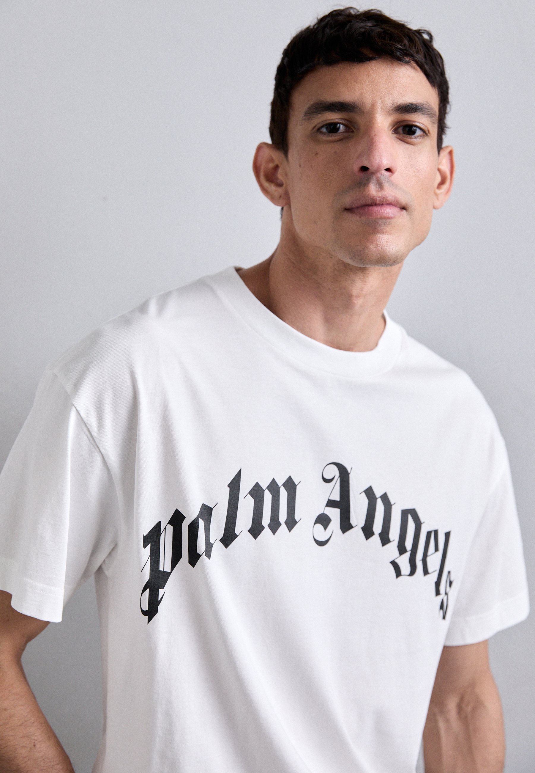 【関税込み】Helmut Lang ホワイト Skyline Postcard Tシャツ Helmut Lang Skyline Postcard Tシャツ | ホワイト | FARFETCH JP