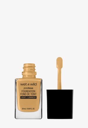 WET N WILD PHOTO FOCUS FOUNDATION DEWY beżowy melanż