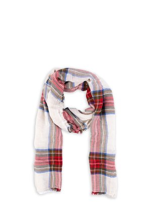 Lekki szalik w kratę w czerwone, brązowe, niebieskie i szare kolory, luźno złożony z postrzępionymi krawędziami na białym tle.