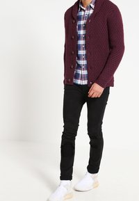 Petrol Industries Kofta - bordeaux