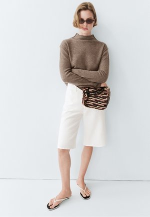 Massimo Dutti, MOCK TURTLENECK - Striktrøje - brown