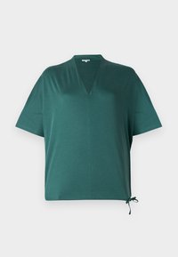 V NECK - Lihtne T-särk - explorer green