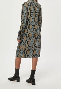 Minus Skjortklänning - blue