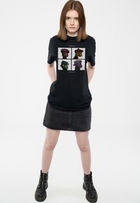 Paradiso Clothing GORILLAZ DEMON DAYS - Print T-shirt - black