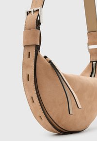 AllSaints HALFMOON XBODY - Borsa a tracolla - brown