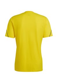 Geel sportshirt gemaakt van ademend meshmateriaal, met korte mouwen, een ronde halslijn en zwarte accenten bij de schoudernaden.
