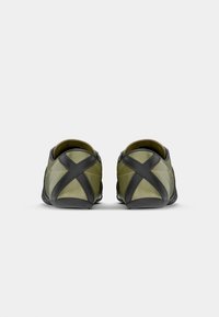 adidas Originals TOKYO - Joggesko - gold metallic/core black