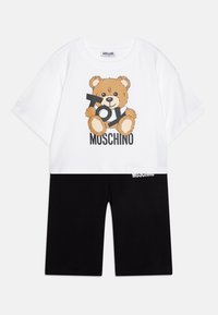 Seleccionado, white/black
