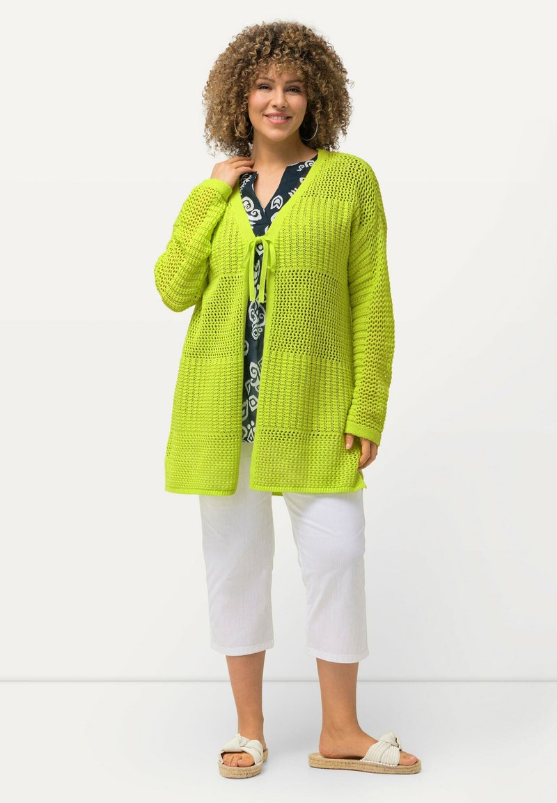 Ulla Popken - OVERSIZED  V-AUSSCHNITT - Chaqueta de punto - neon green, Ampliar