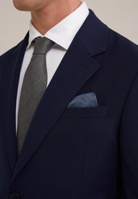 Thumbnail Image 4