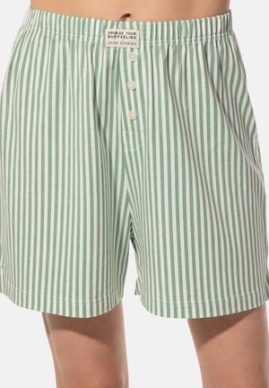 BERMUDA GESTREIFT - Shorts - grün