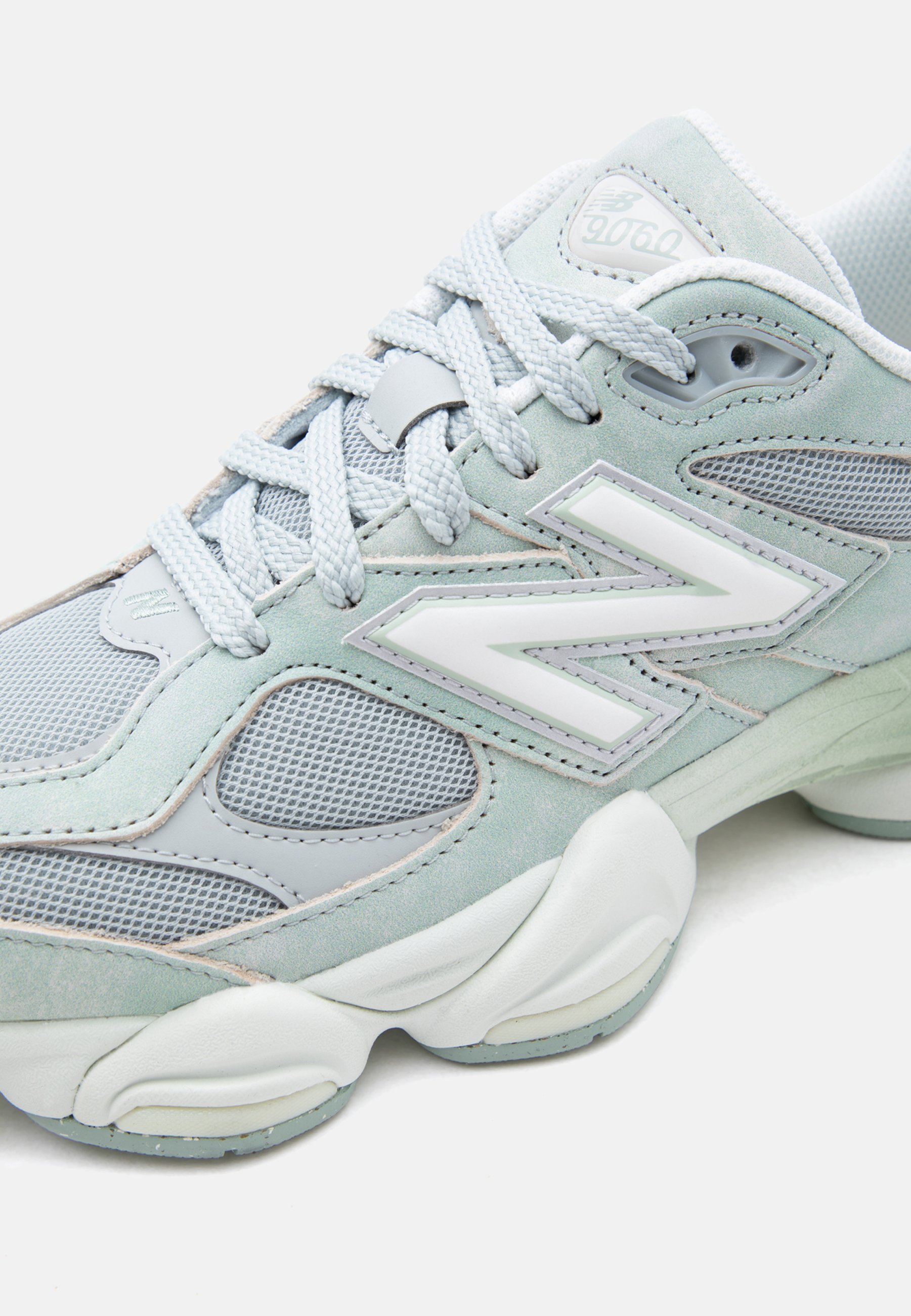 New Balance U9060 UNISEX - Sneakers laag - mosaic green/sea salt