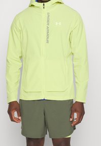 Under Armour Chaqueta de running - yellow