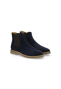 Marineblaue Wildleder Chelsea Boots mit elastischen Seitenpaneelen und runder Zehenform. Sie verfügen über eine braune Gummisohle mit strukturierten Details.