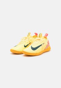 Nike Performance ZOOM VAPOR 16 ACADEMY UNISEX - Fodboldstøvler til fast underlag - light laser orange/armory navy