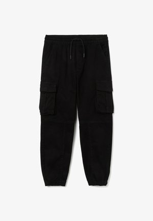 Schwarze Cargo-Hosen mit elastischem Taillenbund, Kordelzugverschluss, Seiten- und Cargotaschen, schmalen Beinen und gerippten Bündchen. Aus Baumwollstoff.