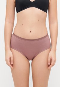 High-waisted cotton panties in a muted mauve color with a smooth texture. Features a soft elastic waistband and minimal stitching details.