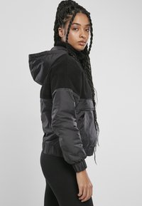 Urban Classics Vinterjacka - black/black