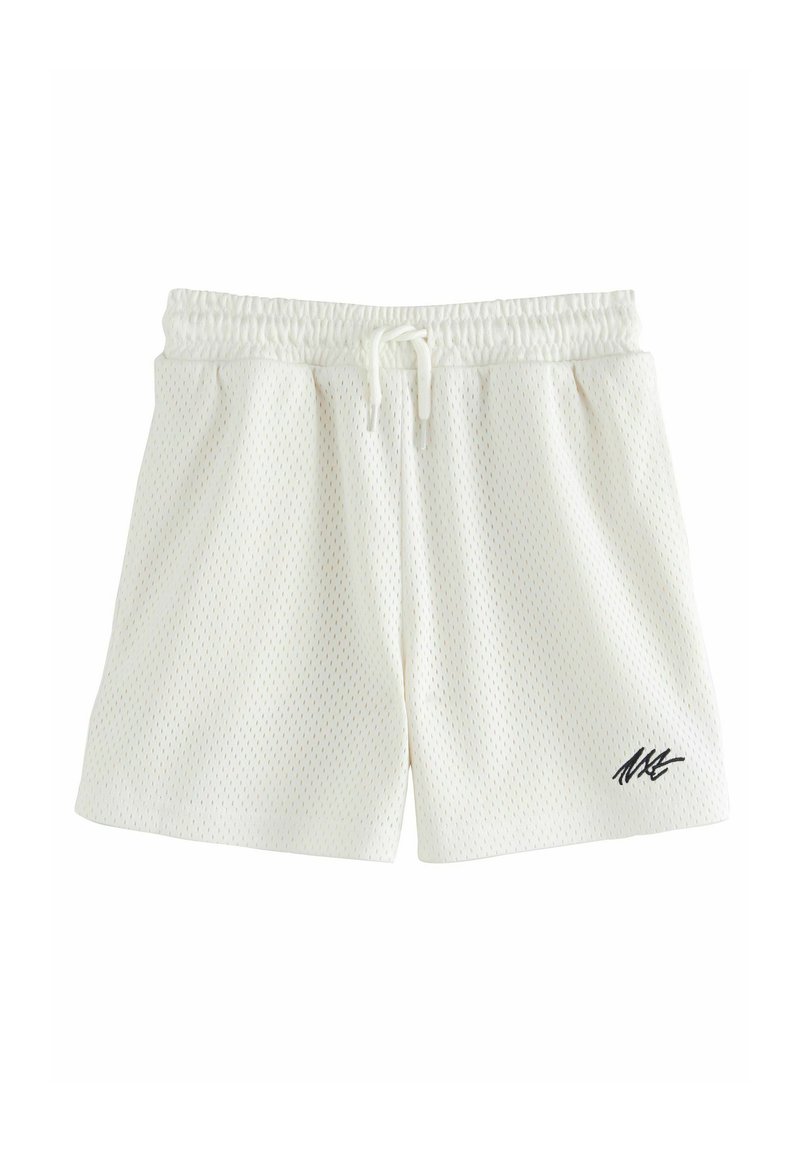 Shorts en mesh blancs avec une taille élastique et un cordon de serrage. Présente un logo noir en bas à gauche, offrant respirabilité et confort.