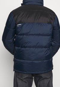 Redefined Rebel Chaqueta de invierno - dark blue