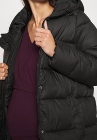 ONLY MATERNITY Zimní kabát - black