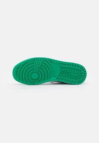 Jordan AIR JORDAN 1 - Sapatilhas - white/stadium green/black
