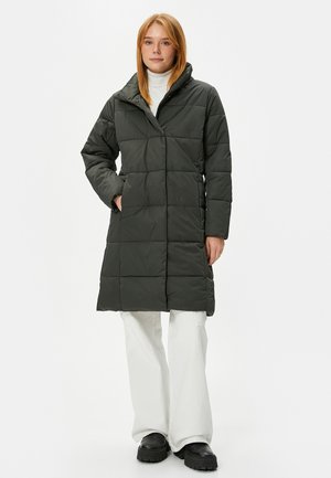 ZIPPER POCKET PUFFER  - Wintermantel - green