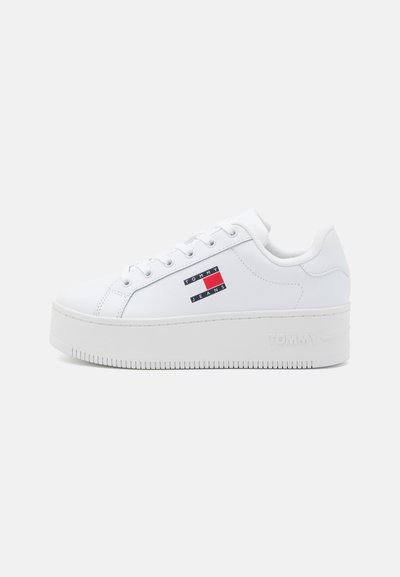 FLATFORM - Baskets basses - white